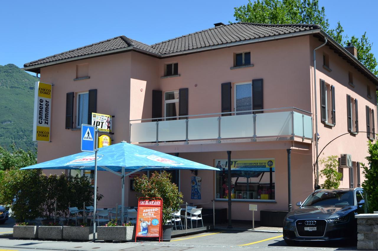 Osteria Centrale Cadenazzo Eksteriør bilde